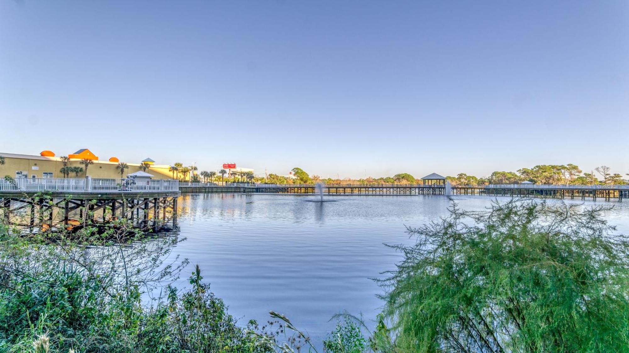 The Beach Scene At Laketown Wharf #524 By Nautical Properties Panama City Beach Esterno foto